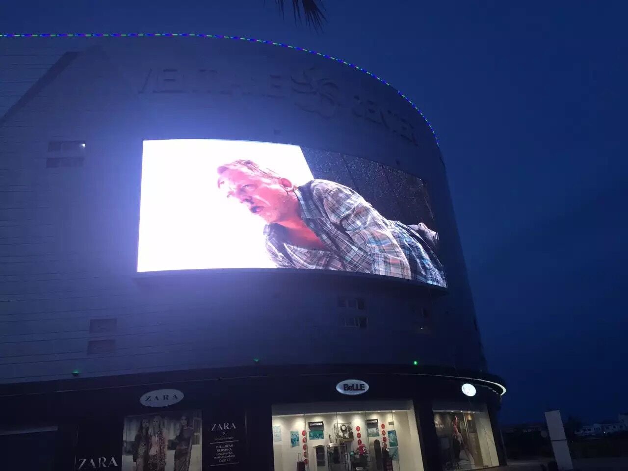 Vietnam VIENTIANE CE TER P8 SMD waterproof led display